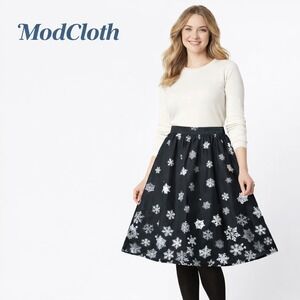 ModCloth Falling For Winter A-Line Skirt Womens 12 Black White Snowflake Cotton